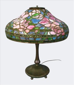 Leaded Glass Floral Table Lamp Attr. To Unique Art Glass & Lighting Co.