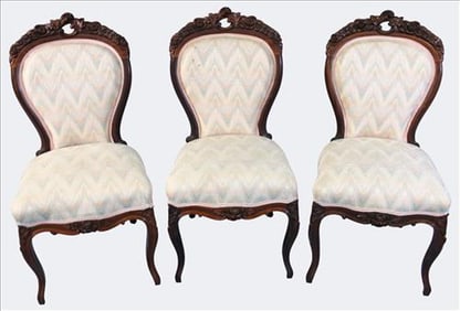 Set of Three Victorian Carved Walnut Parlor Chairs, Late 19th Century