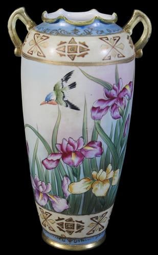 Hand-Painted AE&C Nippon Vase with Bird/Floral Decoration (1 of 4)