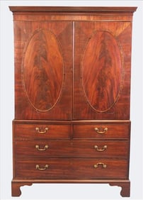 Federal Mahogany Linen Press, Early 19th Century