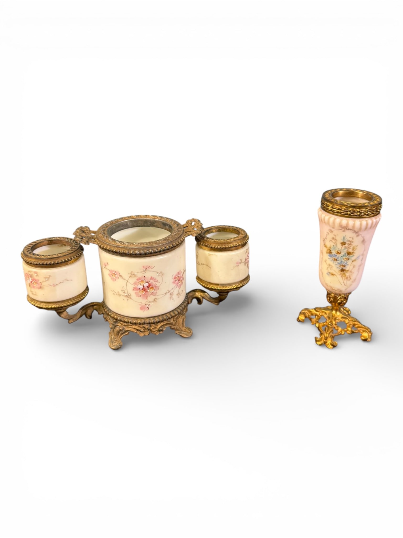 Wave Crest Three-Compartment Dresser Set (1 of 4)