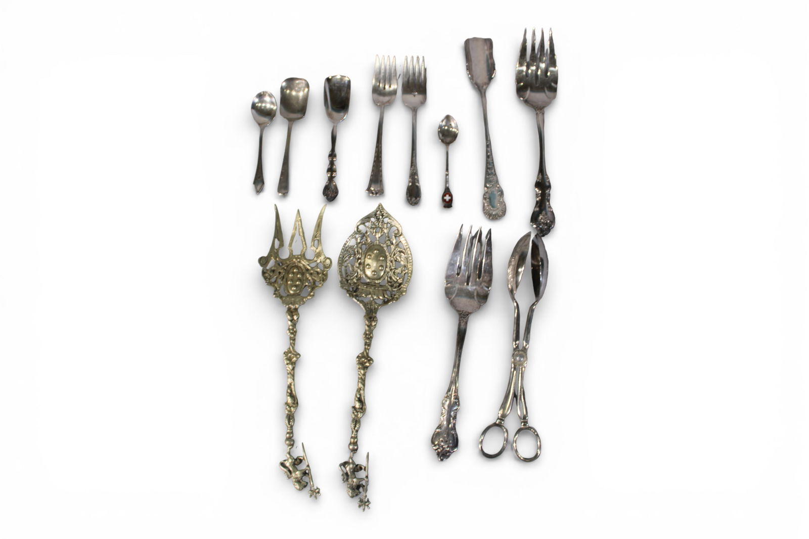 Assorted Silverplate Flatware and Serving Pieces, 12 Pieces (1 of 7)