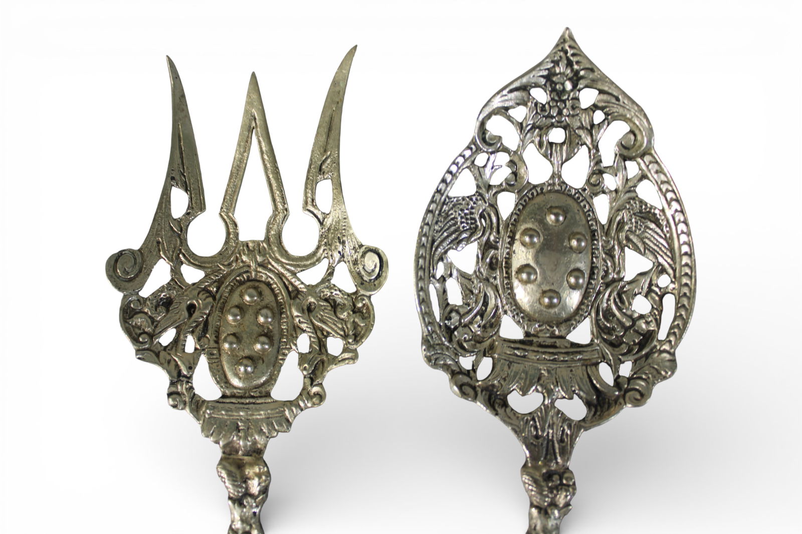 Assorted Silverplate Flatware and Serving Pieces, 12 Pieces - 3