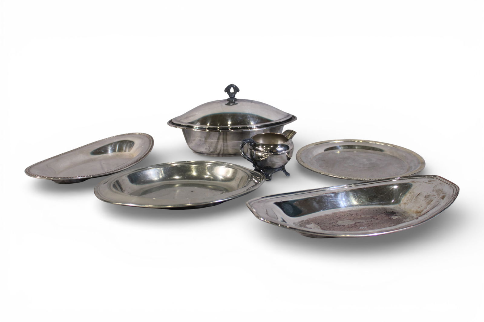 Group of Six Silverplate Serving Pieces, Various Makers, 20th Century (1 of 7)