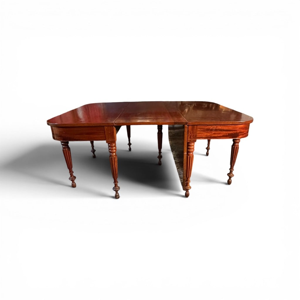 American Classical Mahogany Drop-Leaf Dining Table (1 of 15)
