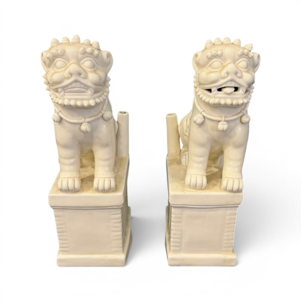 Pair of Chinese Blanc de Chine Porcelain Fu Dogs / Buddhist Lions, Dehua, 19th C. (1 of 5)
