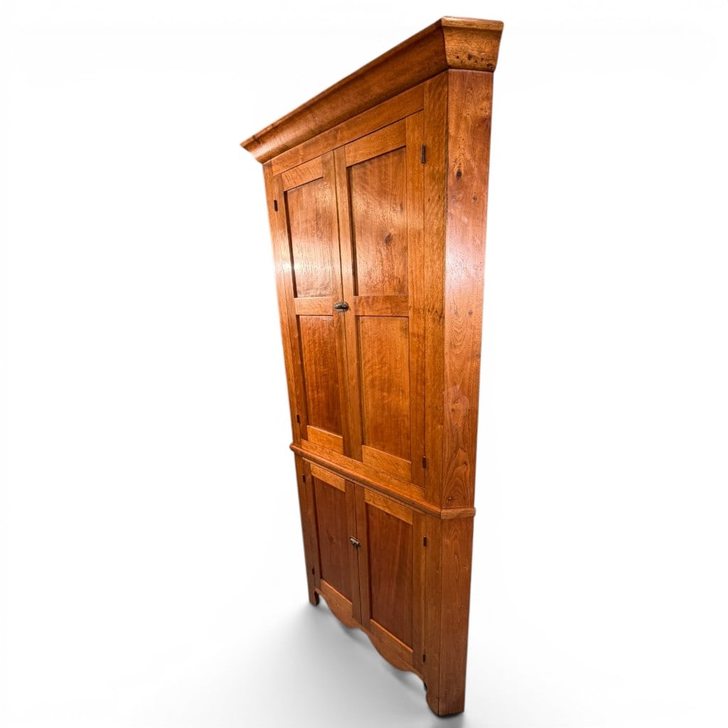 Southern Yellow Pine Corner Cupboard - 3