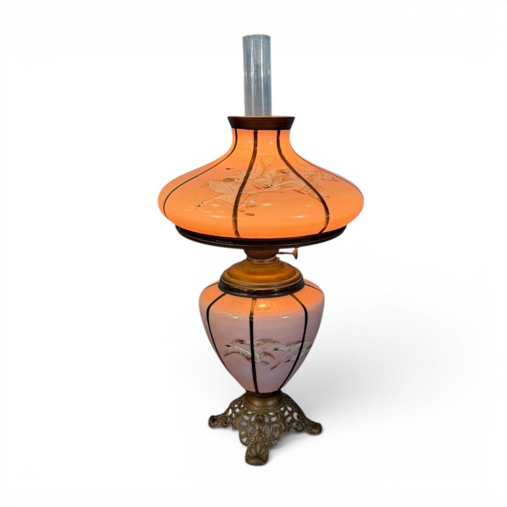 Pink Glass Banquet Lamp with Crane Decoration (1 of 5)