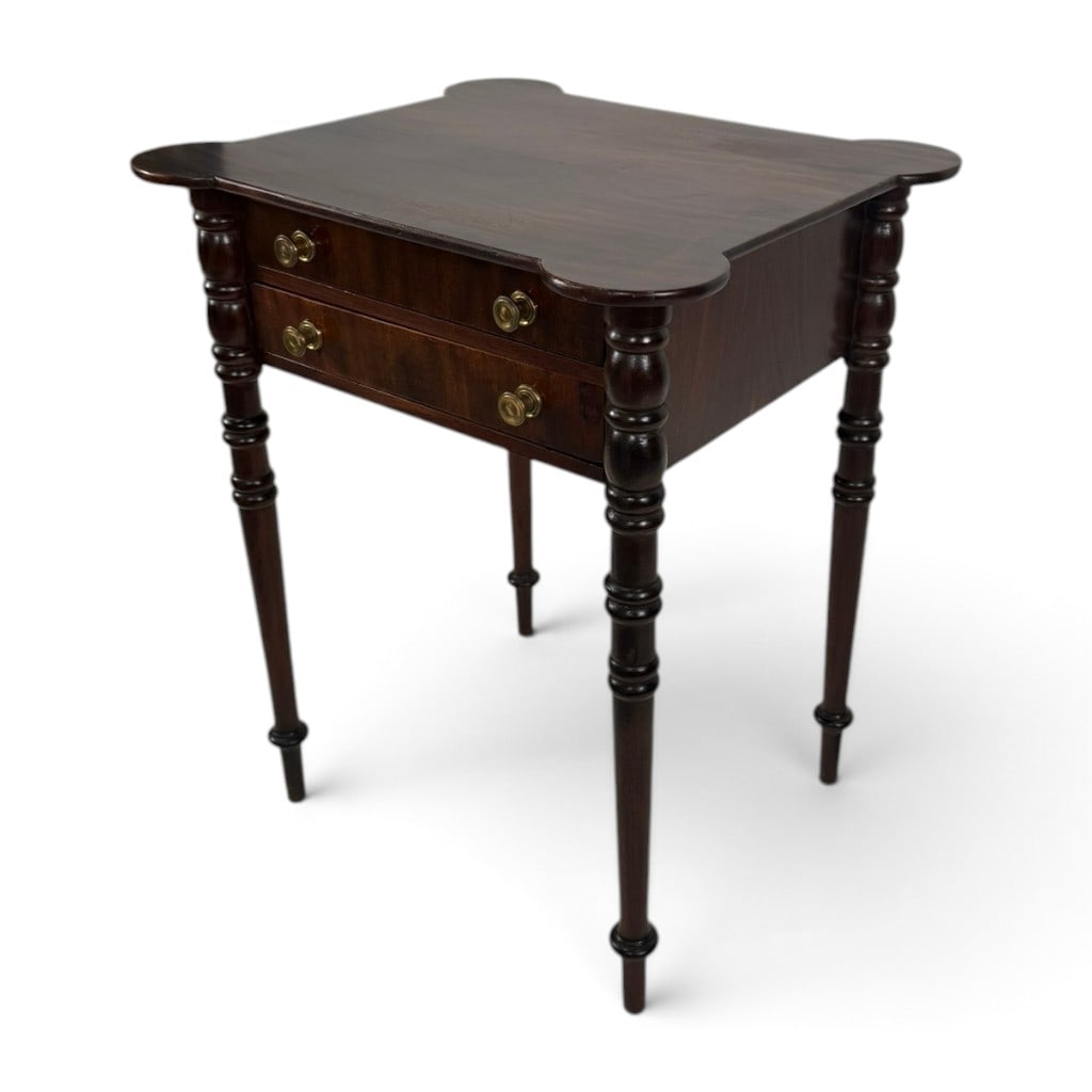 Sheraton Mahogany Cookie-Corner Work Table - 3