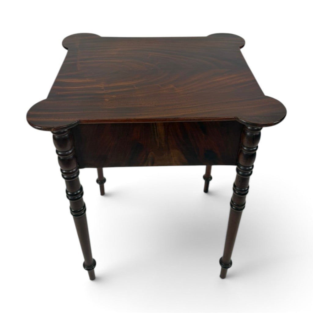 Sheraton Mahogany Cookie-Corner Work Table - 7