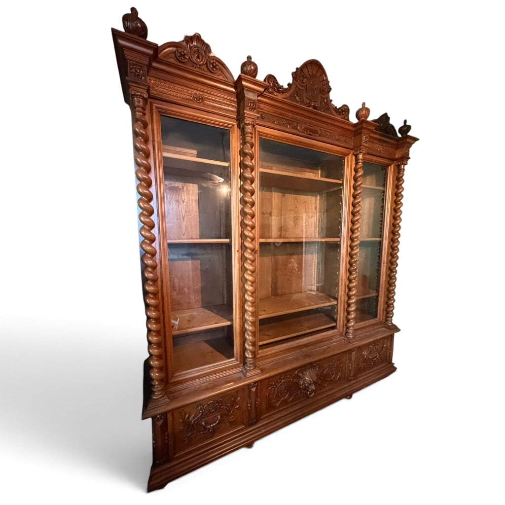 French Carved Oak Hunt Bookcase - 3