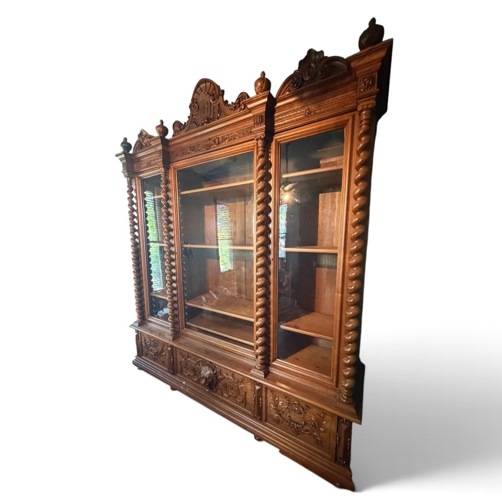 French Carved Oak Hunt Bookcase - 4
