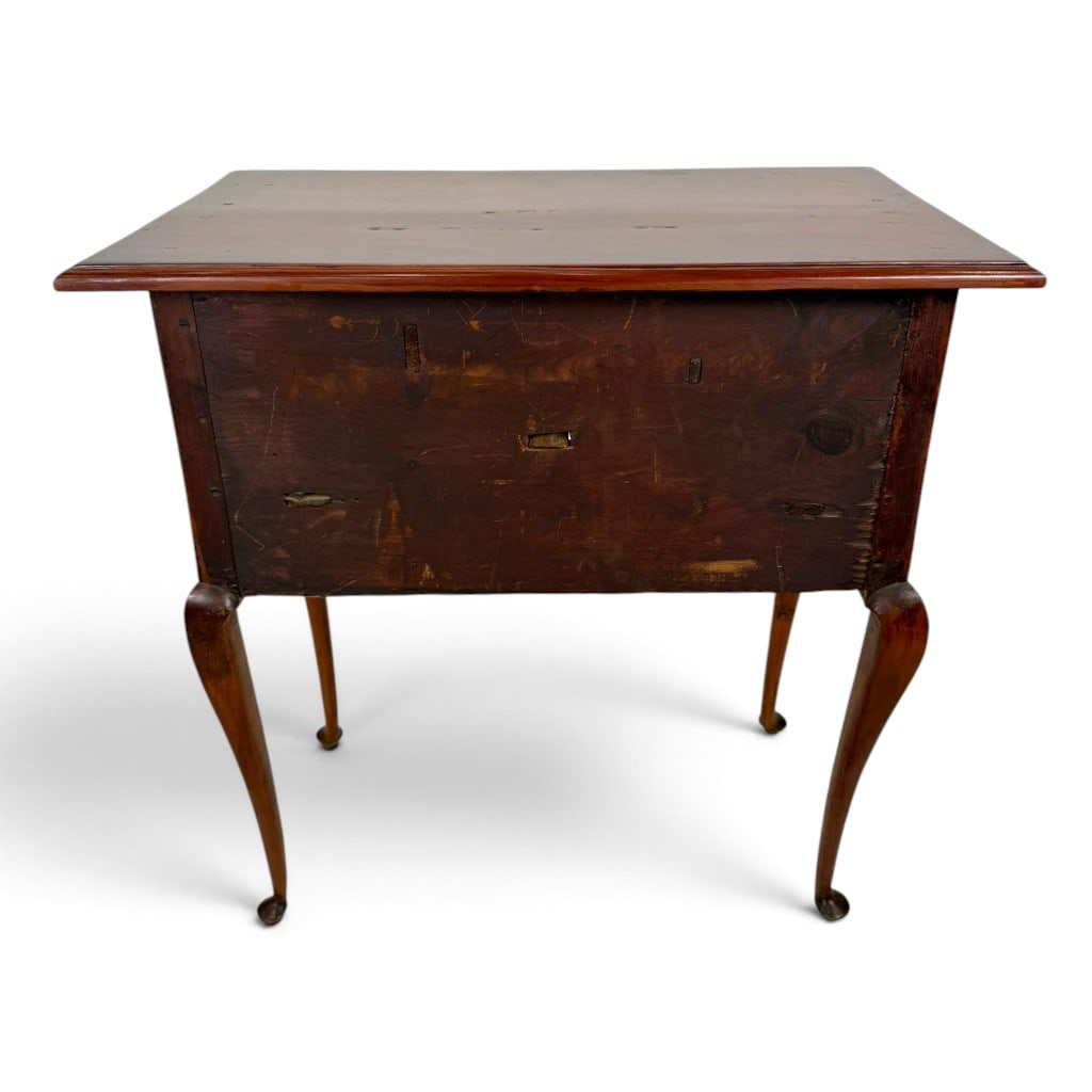 Queen Anne Walnut Dressing Table - 12