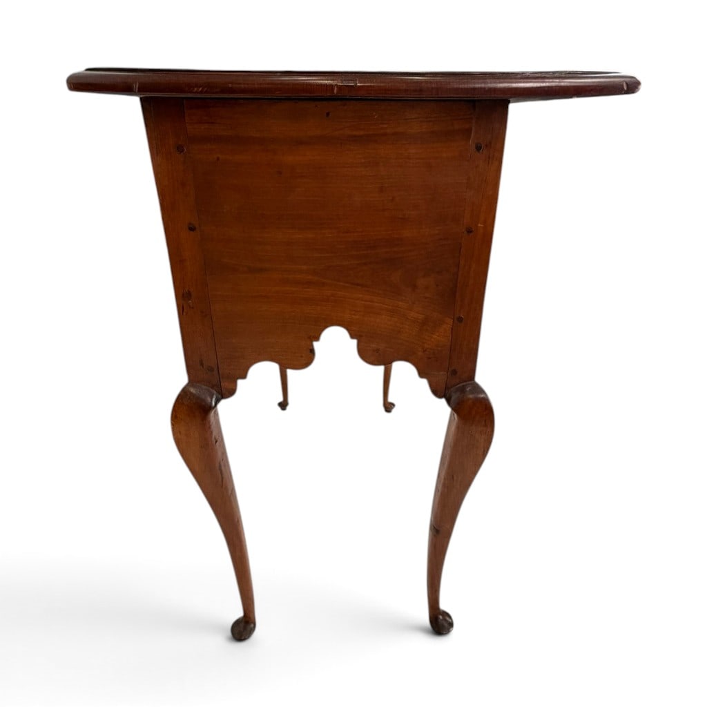 Queen Anne Walnut Dressing Table - 6