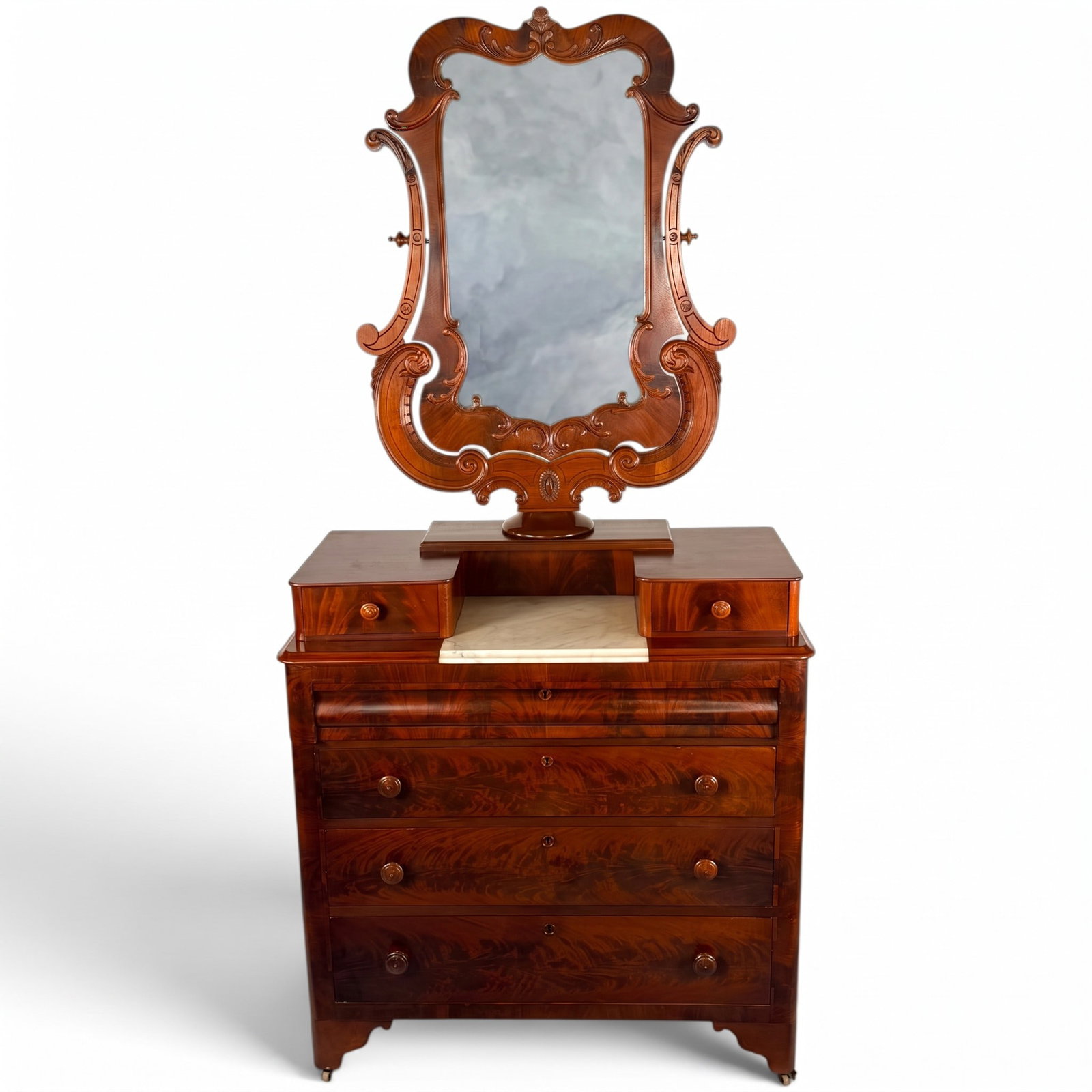 Attr.Thomas Day Dressing Bureau - 2