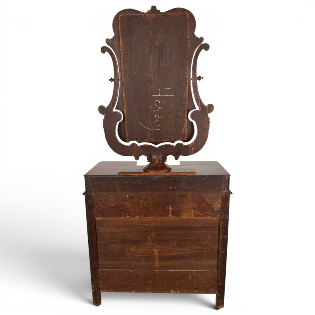 Attr.Thomas Day Dressing Bureau - 7