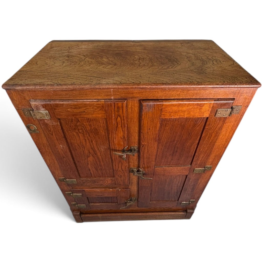 North Pole Oak Ice Box - 5