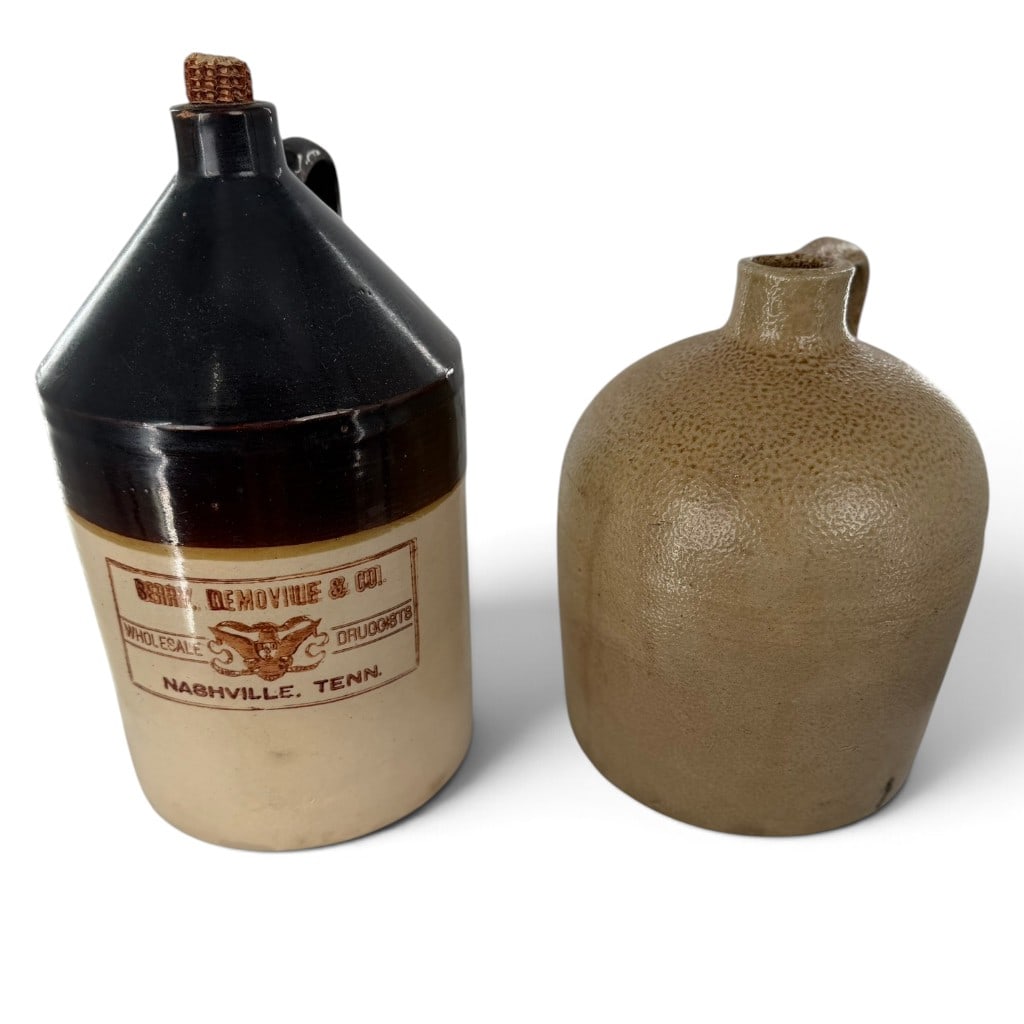 Berry Demoville Nashville Advertising Jug and Stoneware Jug (1 of 6)