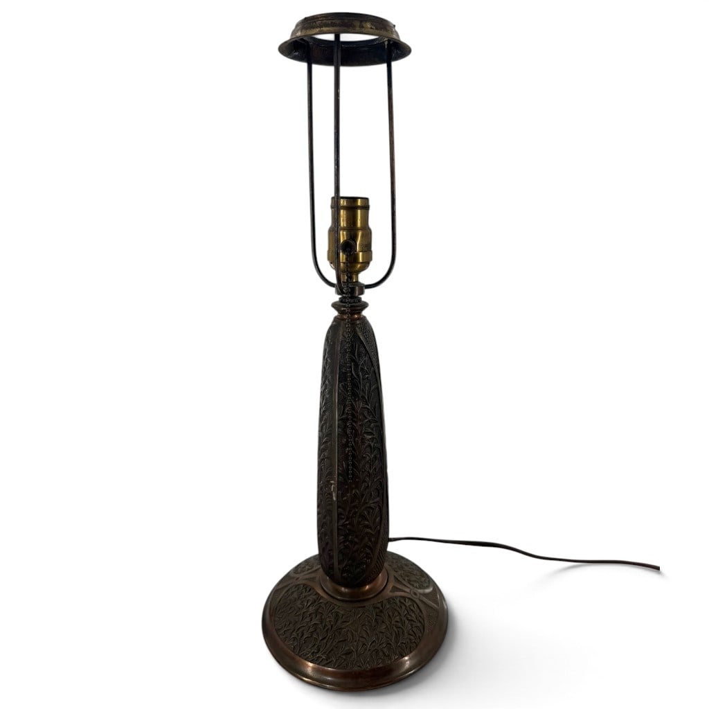 Reverse-Painted Scenic Glass Table Lamp - 10