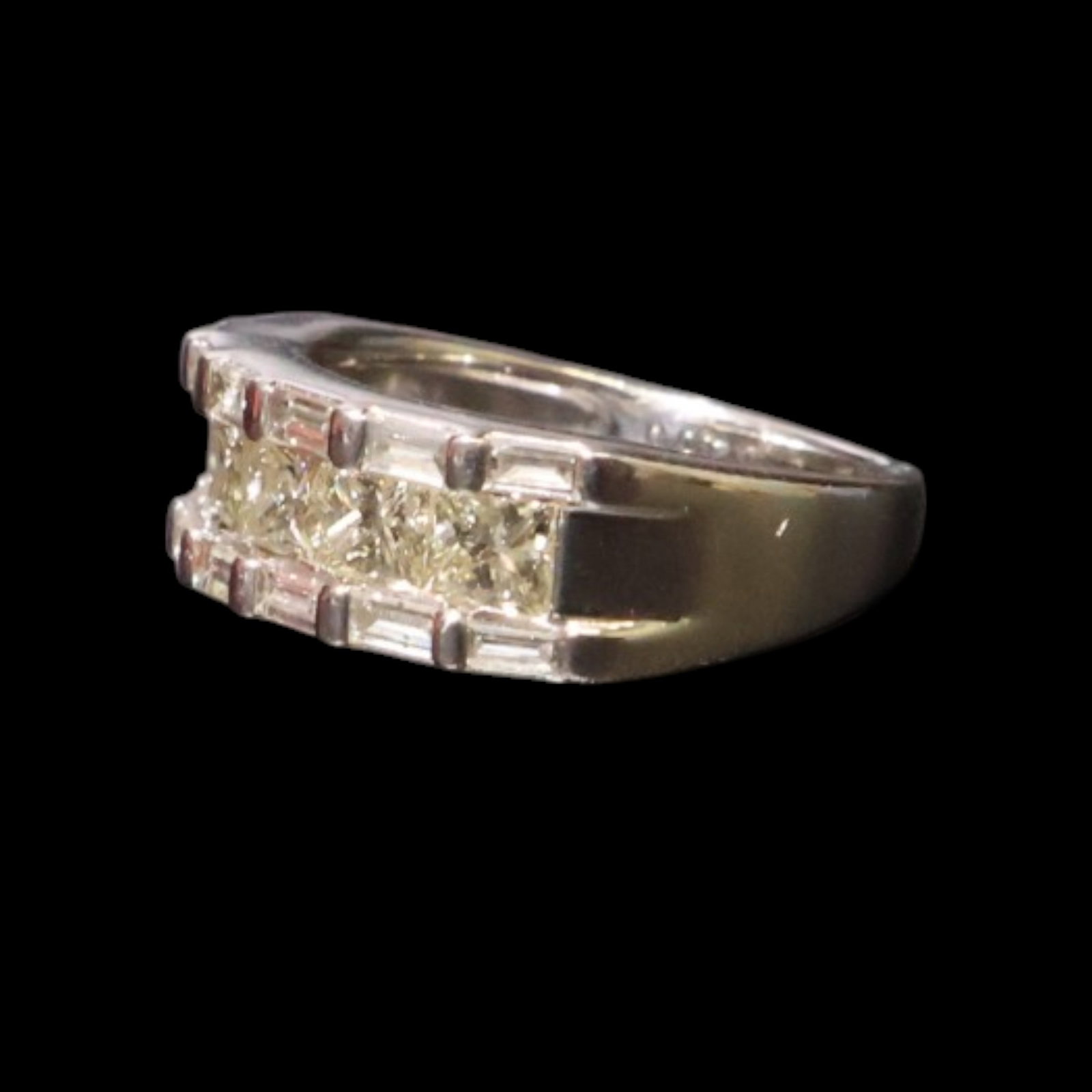 Platinum 2.00 CTW Diamond Ring - 3