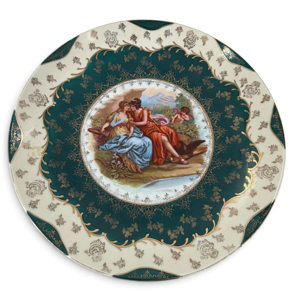 Three Victorian Ceramic Display Pieces - 6