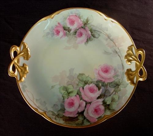 283: Bavarian china decorative plate with gold &: Bavarian china decorative plate with gold & flowers 11INL, 7.5INW