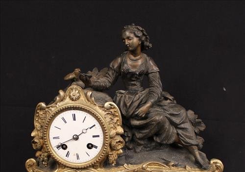 French bronze mantle clock with figures (1 of 3)