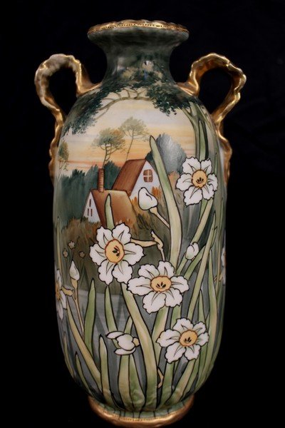 Hand painted Nippon vase, green with flowers (1 of 4)