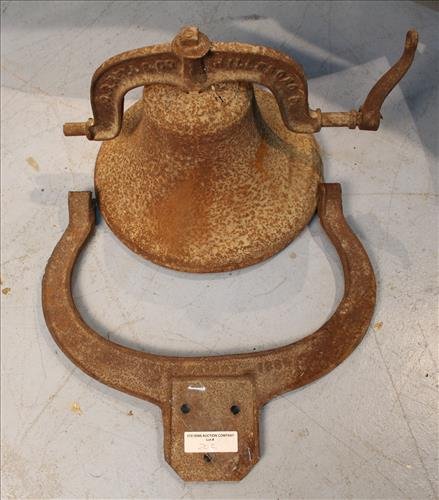 Antique cast iron bell (1 of 3)