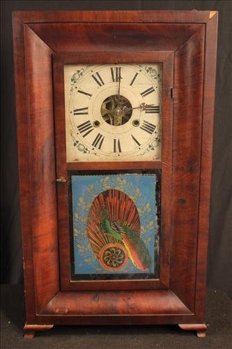 Ogee mantle clock by New Haven Clock Co. (1 of 2)