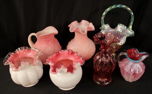 7 piece pink hobnail Fenton art glass (1 of 2)
