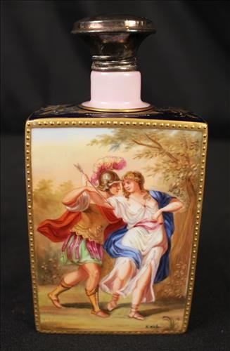 Large Royal Vienna whiskey flask, artist signed (1 of 5)