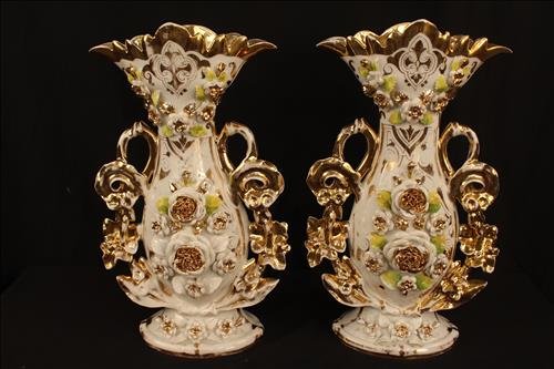 Pair porcelain vases with gold enamel and flowers (1 of 2)