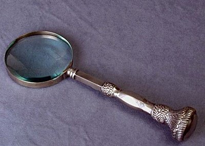 Silver magnifying glass. (51389): Collectibles, Magnifying Glass Dimensions : 11.50H 4.00W .00D