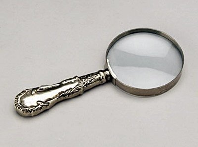 Small silver magnifying glass. (51393): Collectibles, Magnifying Glass Dimensions : 7.00H 3.00W .50D