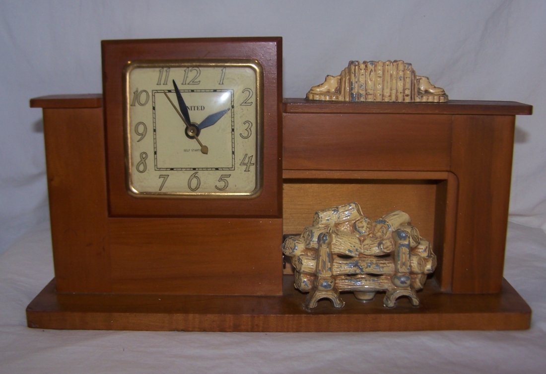 United Model 420 Self Starting Fireplace electric clock