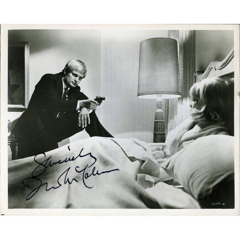 David McCallum Signed 8x10 B&W TV Series Still(Good) (1 of 1)