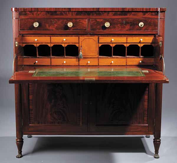 Fine American Federal Mahogany Gentleman's Secr: A Fine American Federal Mahogany Gentleman's Secretaire , c. 1810, New York, probably Duncan Phyfe, the rectangular top with outset and rounded corners over fluted and reeded stiles flanking two short