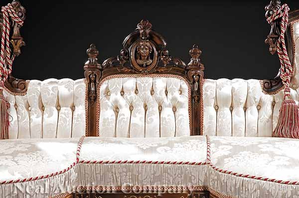 Carved Gilt-Incised Walnut Parlor Suite Jelliff - 3