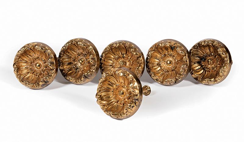 Six American Brass Tie Backs (1 of 2)