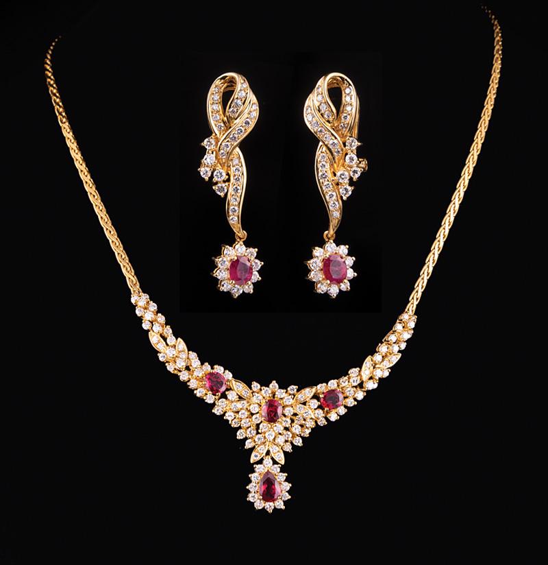 18 kt. Gold, Ruby, Diamond Necklace & Earrings (1 of 2)