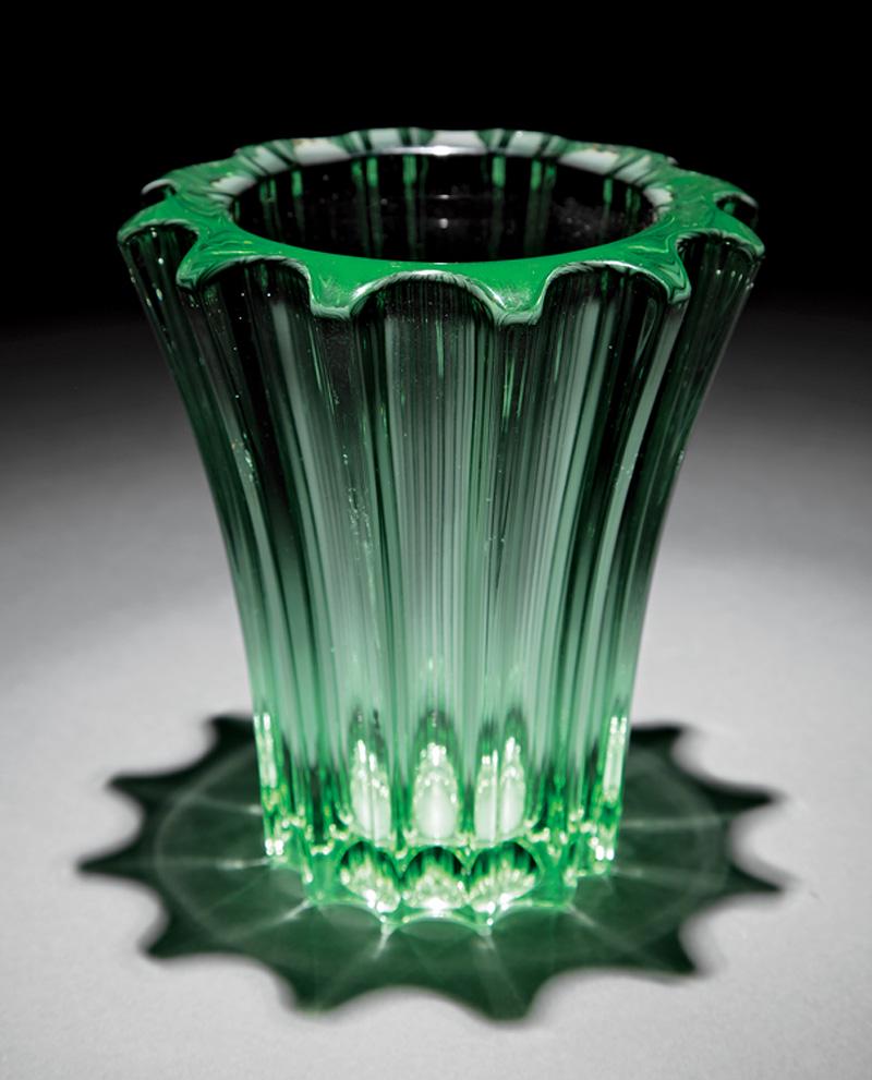 Daum Pierre d'Avesn Glass Vase: Daum Pierre d'Avesn Glass Vase , 20th c., marked "P D'AVESN", deep fluting, h. 6 3/8 in., dia. 5 5/8 in IMPORTANT: All purchases must be removed from our premises within 15 days of the auction. Any it