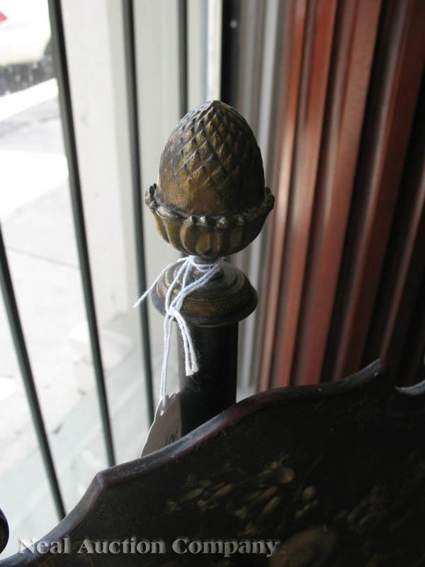 Regency Papier-Mâché and Mahogany Pole Screen - 3