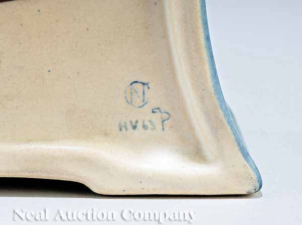 Newcomb College Art Pottery Mantel Clock - 3