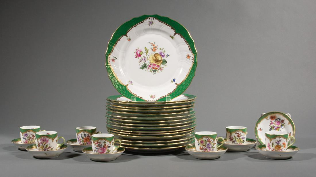 Herend Porcelain Partial Dinner Service (1 of 10)
