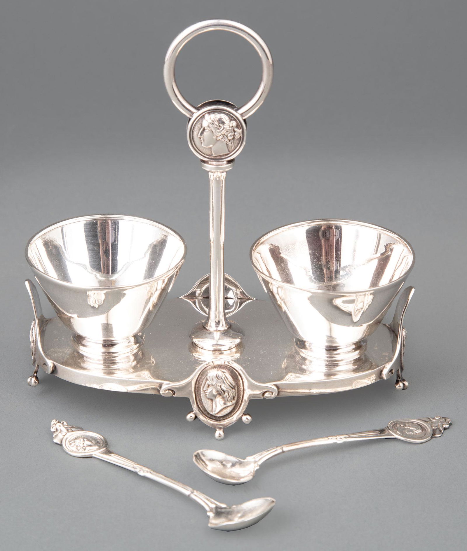 Gorham Medallion Coin Silver Double Salt Cruet (1 of 3)