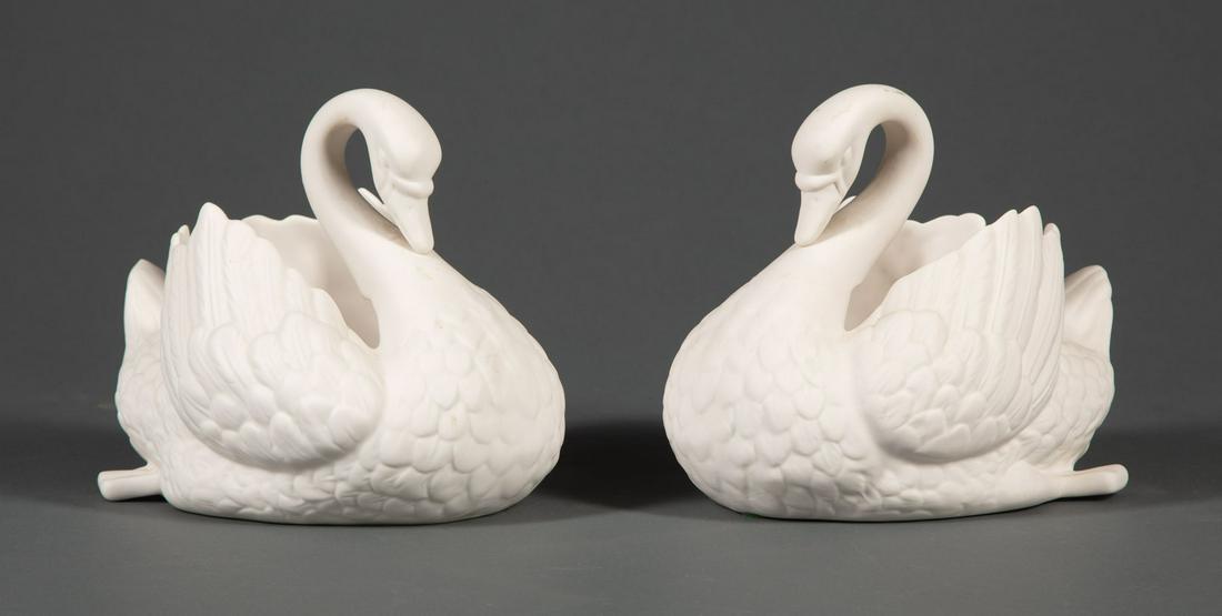 Pair of Boehm Bisque Porcelain Swan Planters (1 of 2)