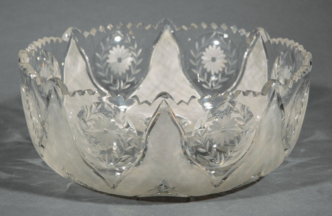 Continental Cut Glass Bowl: Continental Cut Glass Bowl , floral decoration, h. 4 1/8 in., dia. 10 1/8 in . Provenance: Estate of Gordon and Vera Noakes, Detroit, MI