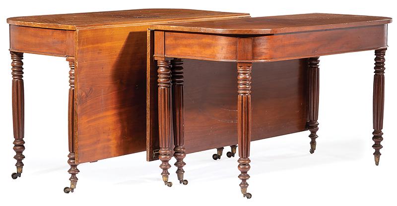 American Federal Mahogany Two-Part Dining Table (1 of 4)