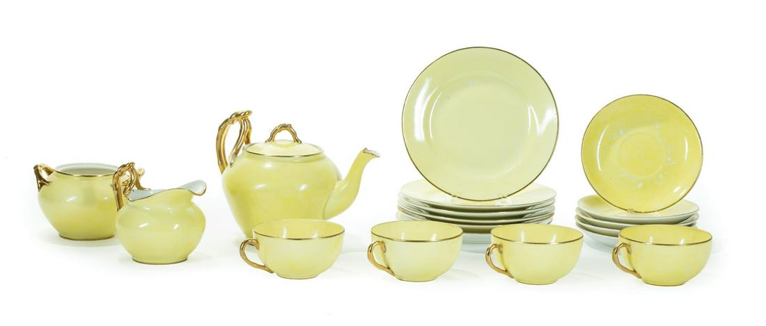 Japanese Glazed Porcelain Tea Service (1 of 2)